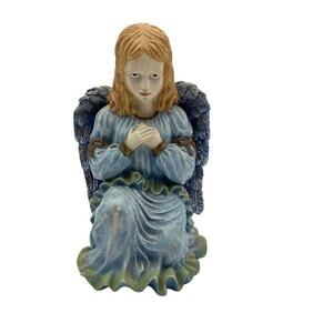 Kneeling Angel Figurine 9.5”Holiday Decor